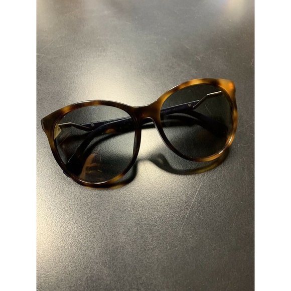 Fendi Women's Tortoiseshell Blue Havanna Sunglasses - Picture 1 of 8
